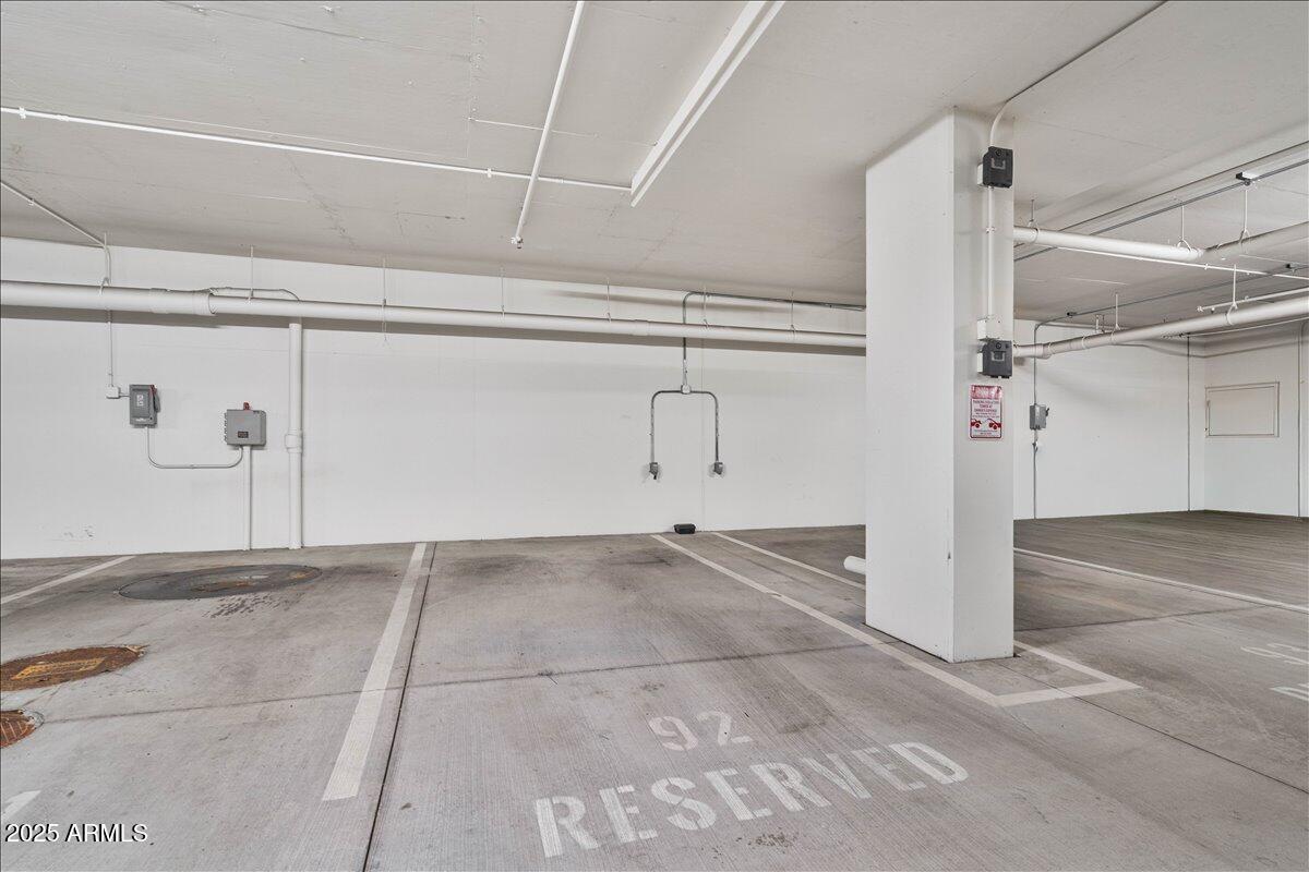 6166 N SCOTTSDALE Road B2001