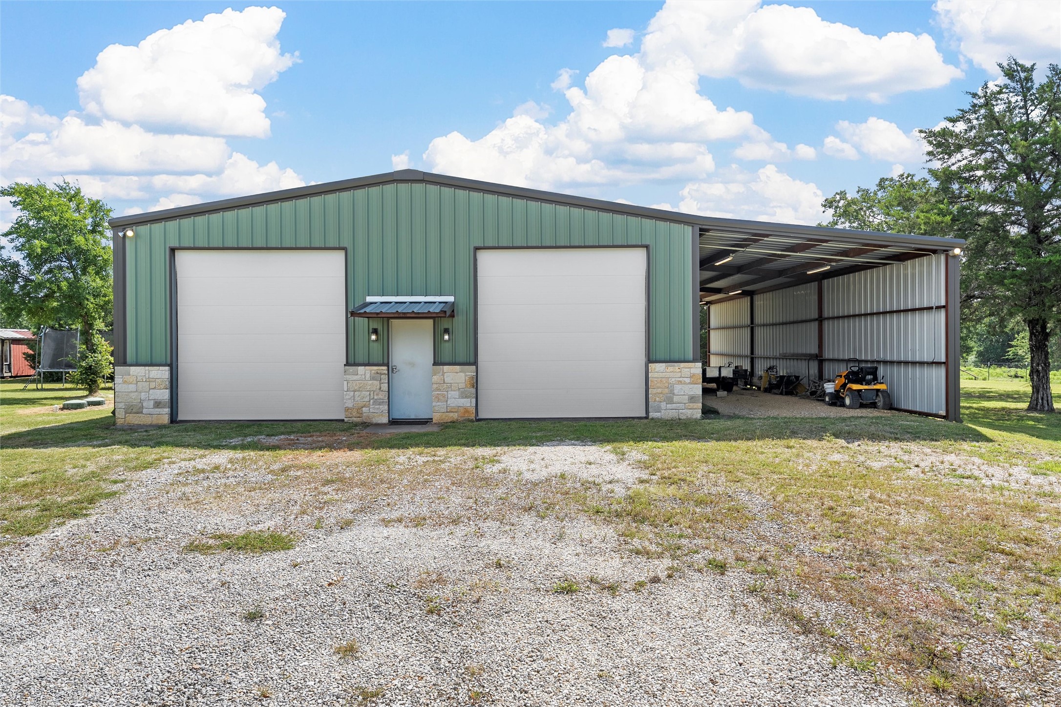 438 S Pleasant Hill Road