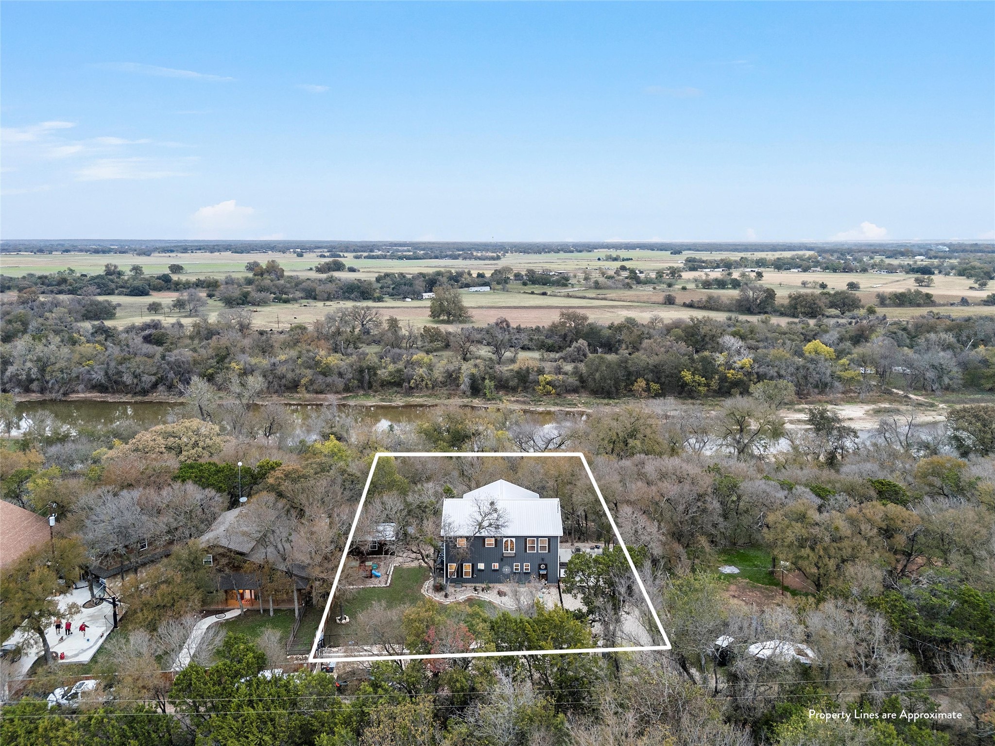 1307 Range Road