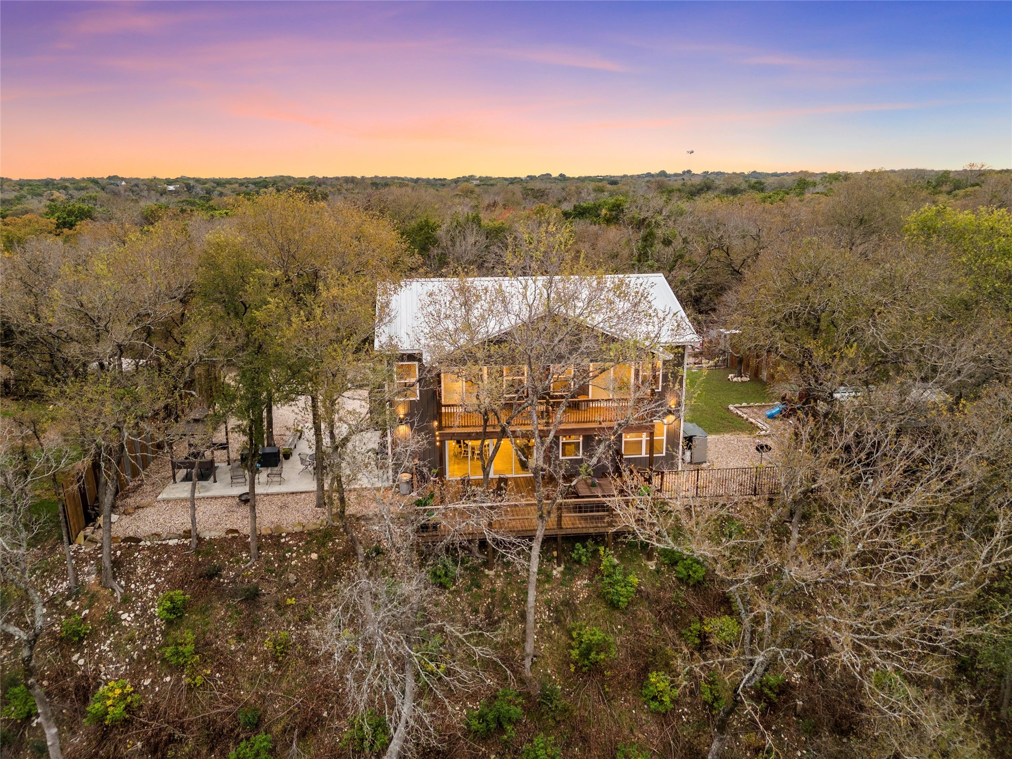 1307 Range Road