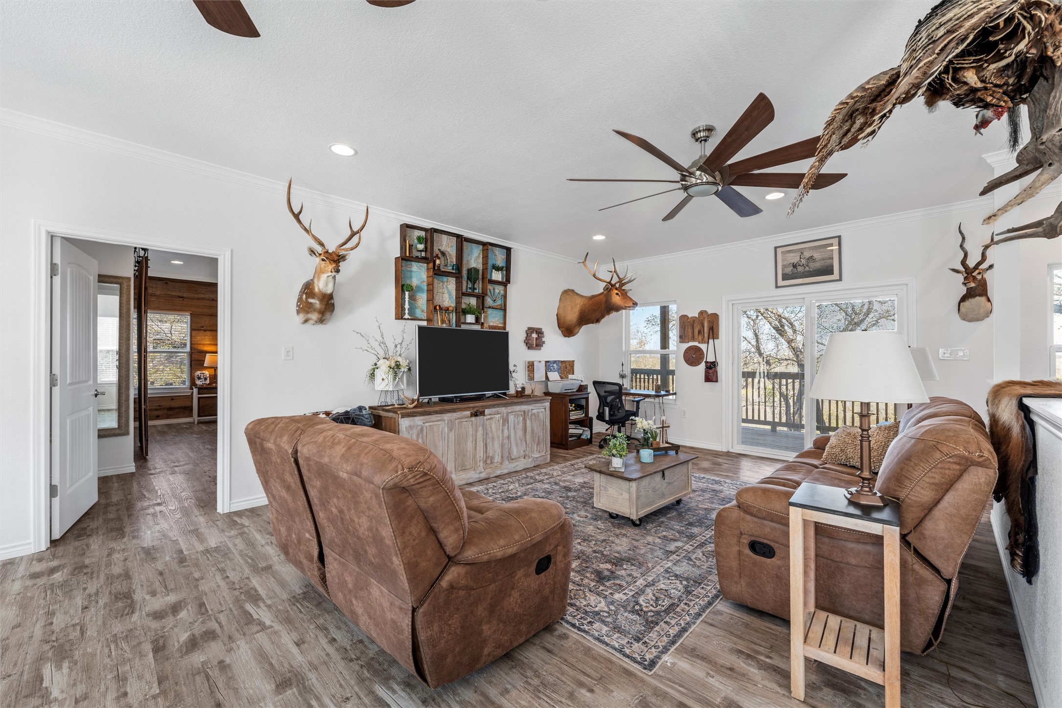 1307 Range Road