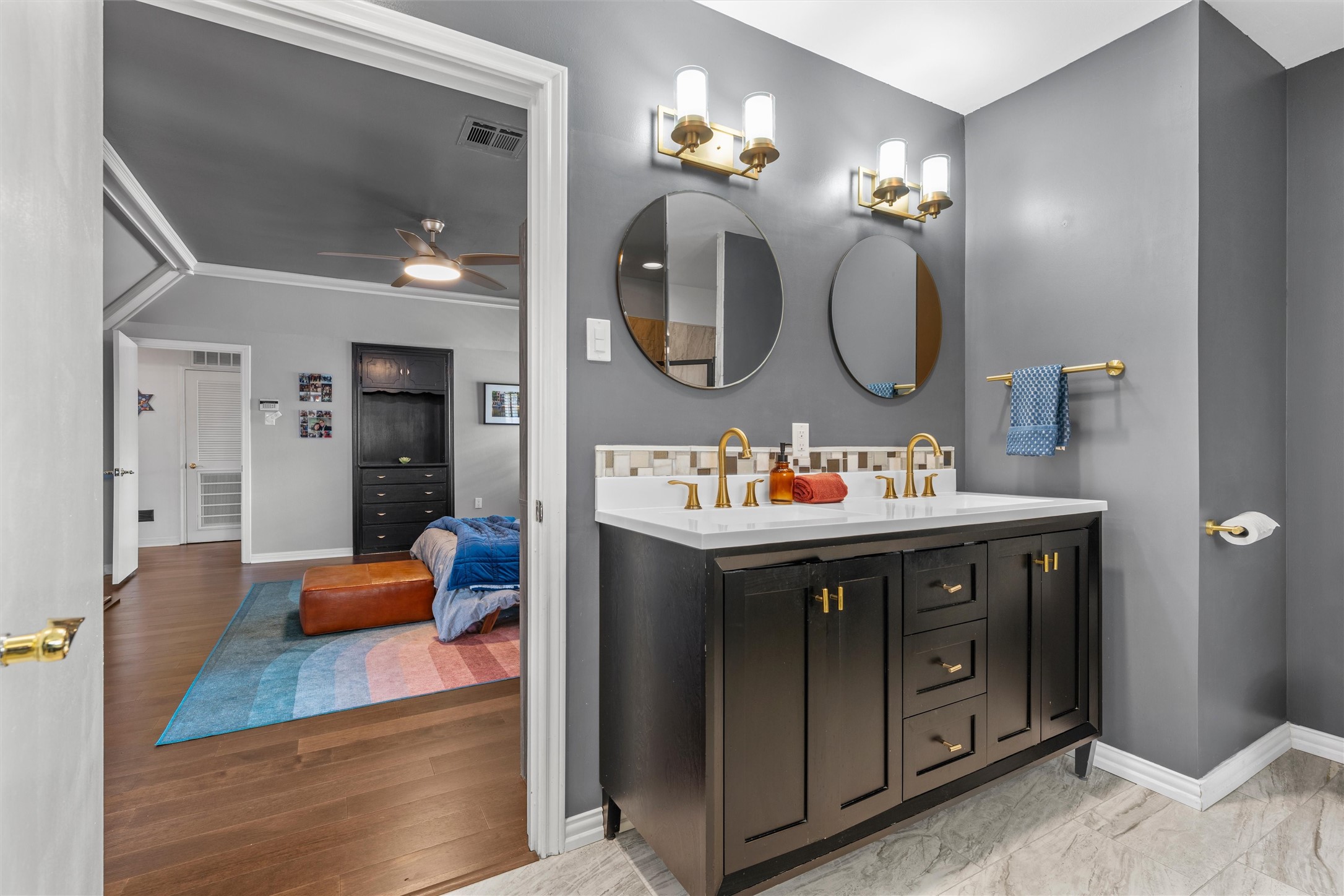 2717 Wooded Acres Drive