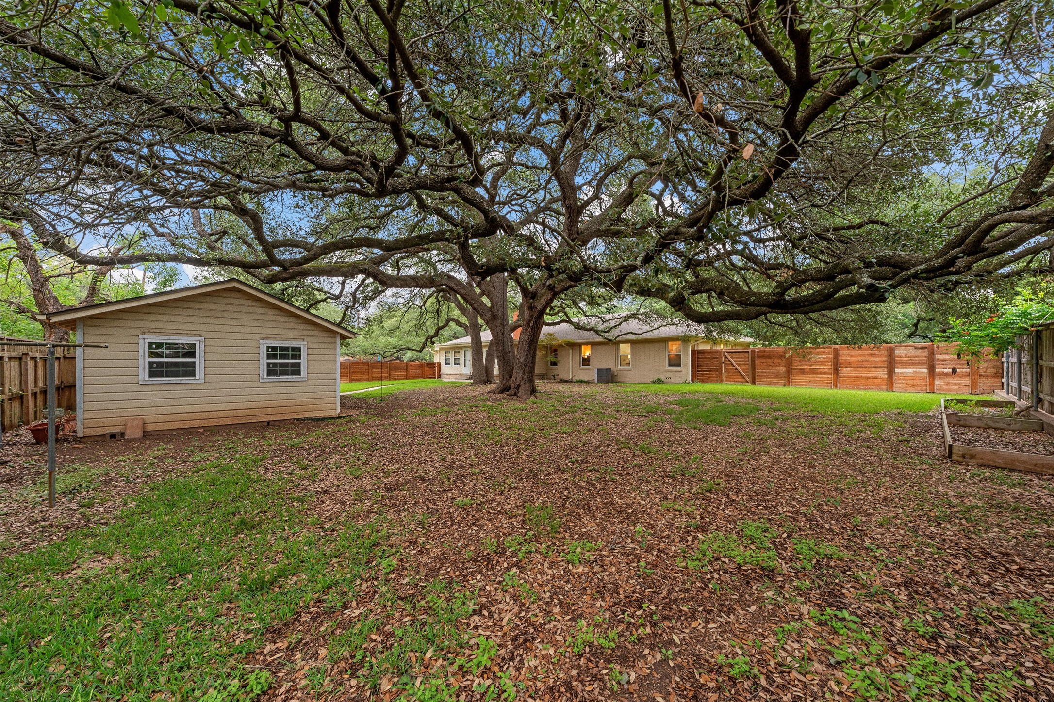 4901 Meadow Wood Drive
