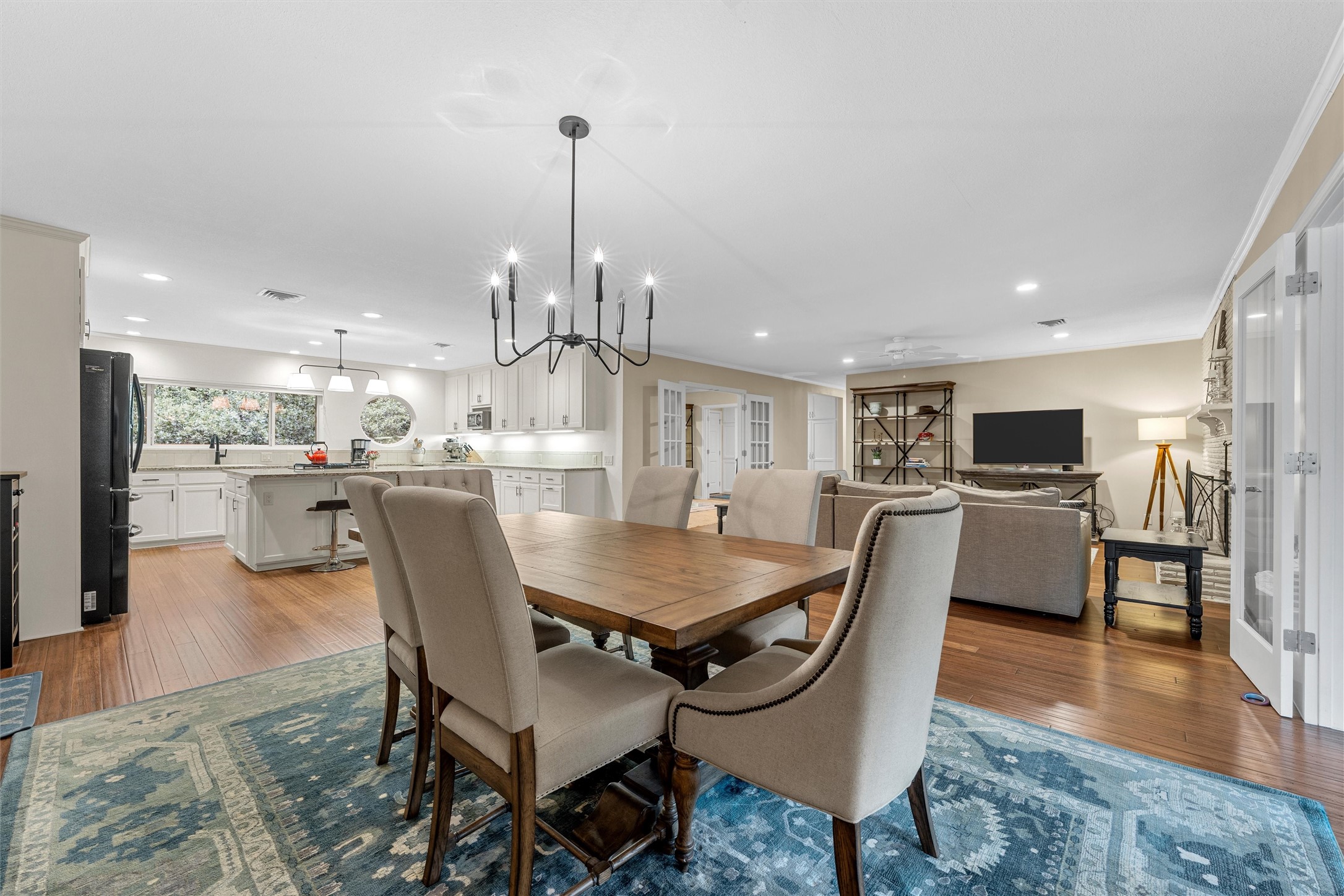 4901 Meadow Wood Drive
