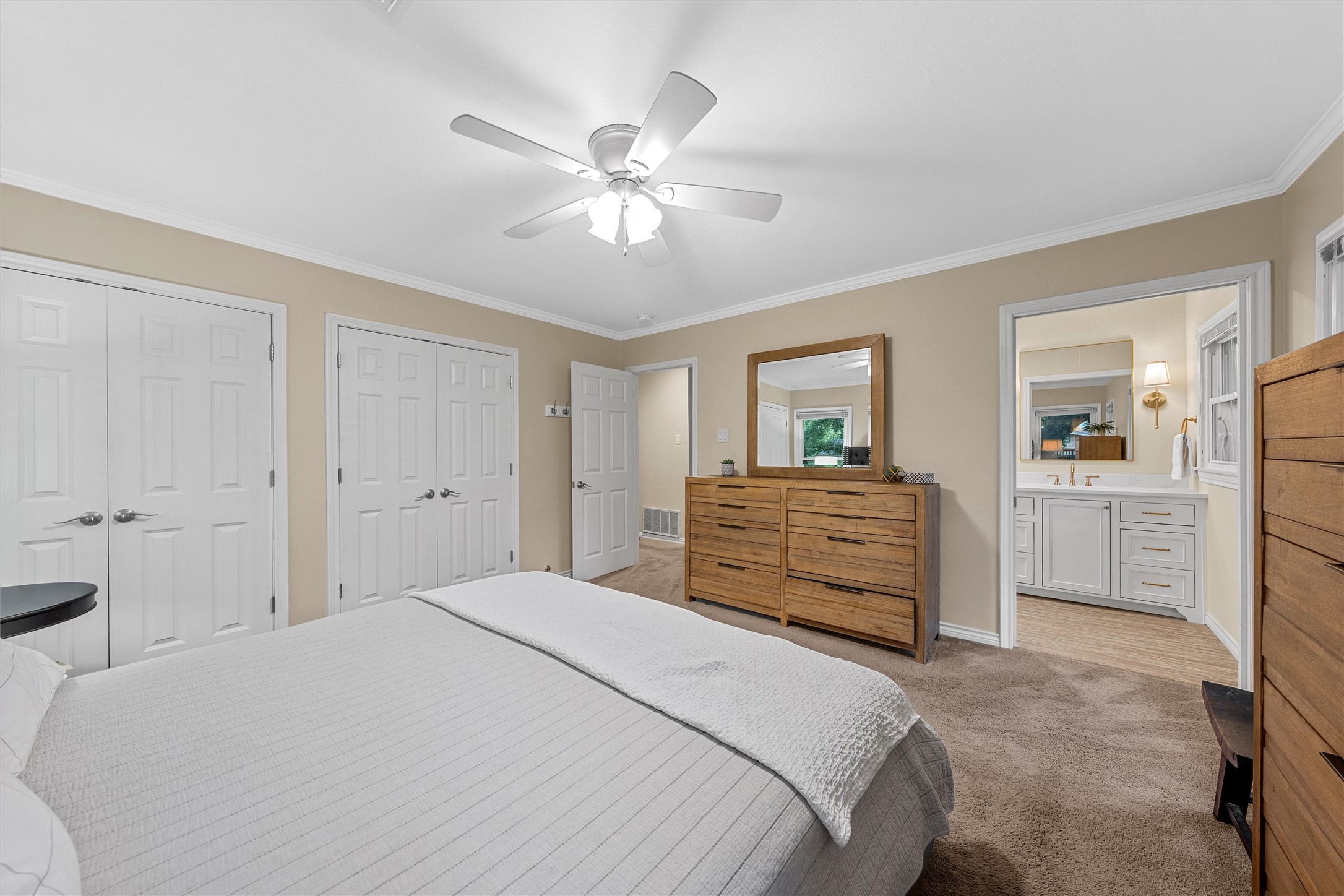 4901 Meadow Wood Drive