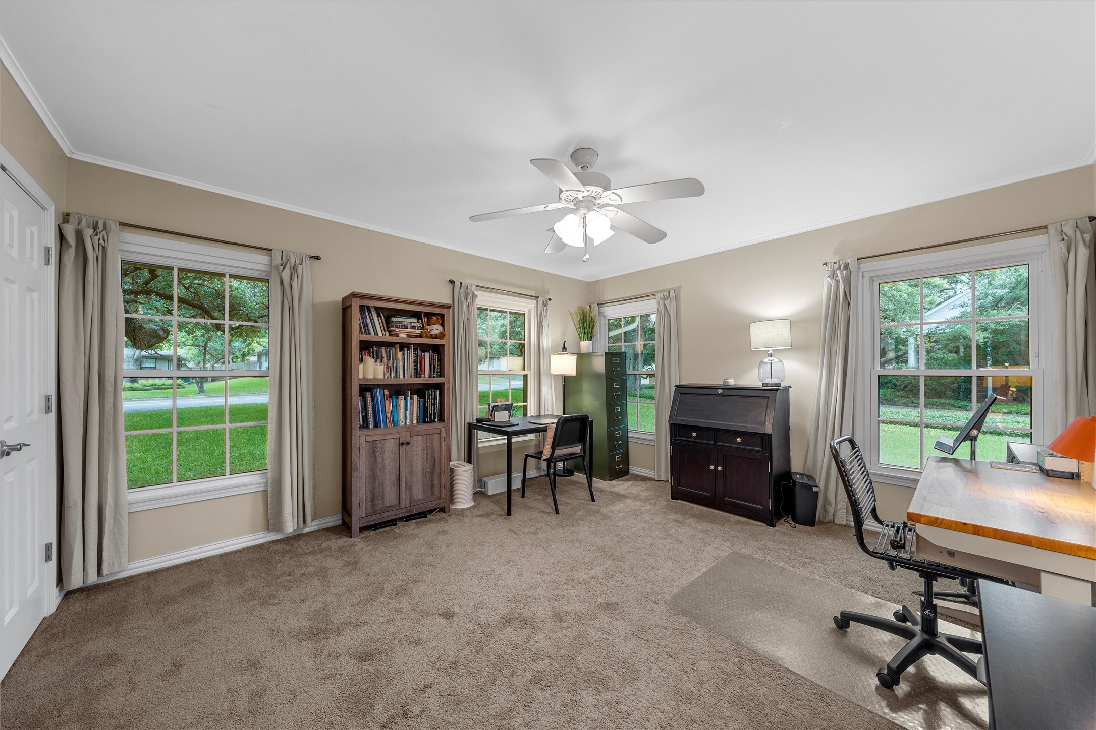 4901 Meadow Wood Drive