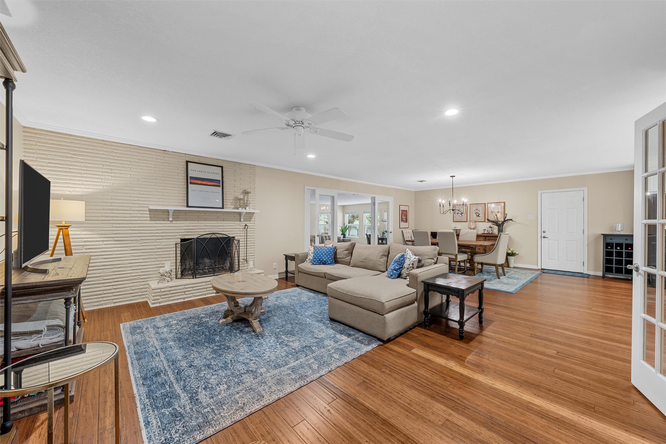 4901 Meadow Wood Drive
