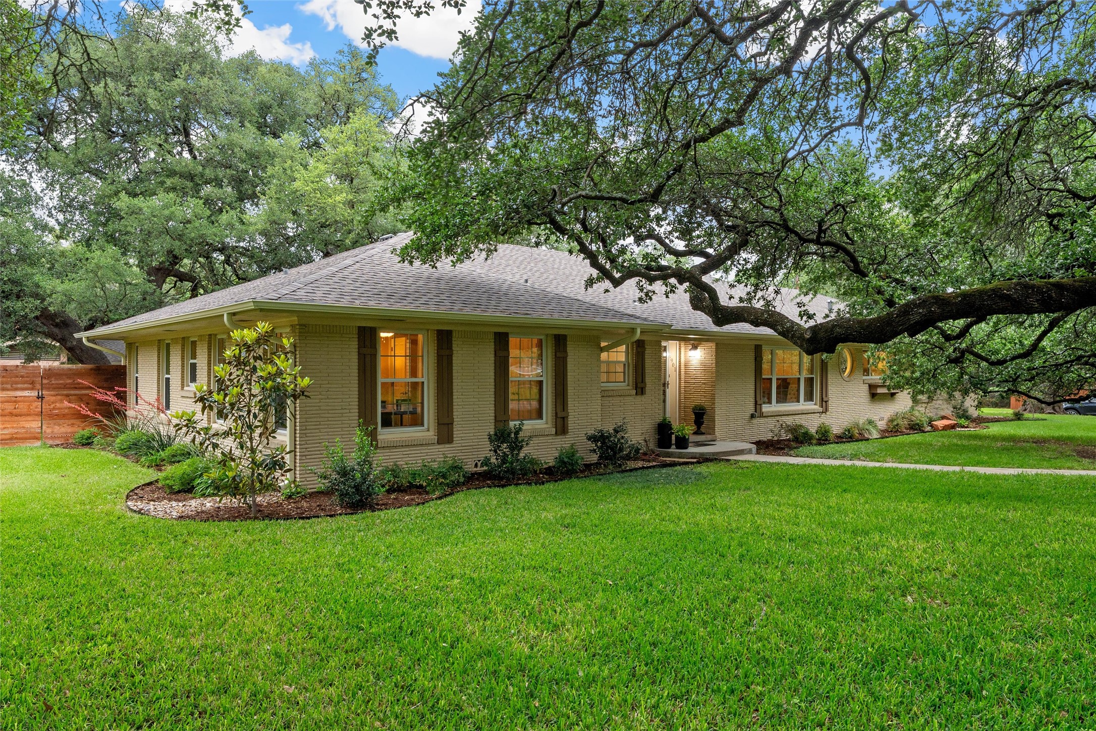 4901 Meadow Wood Drive