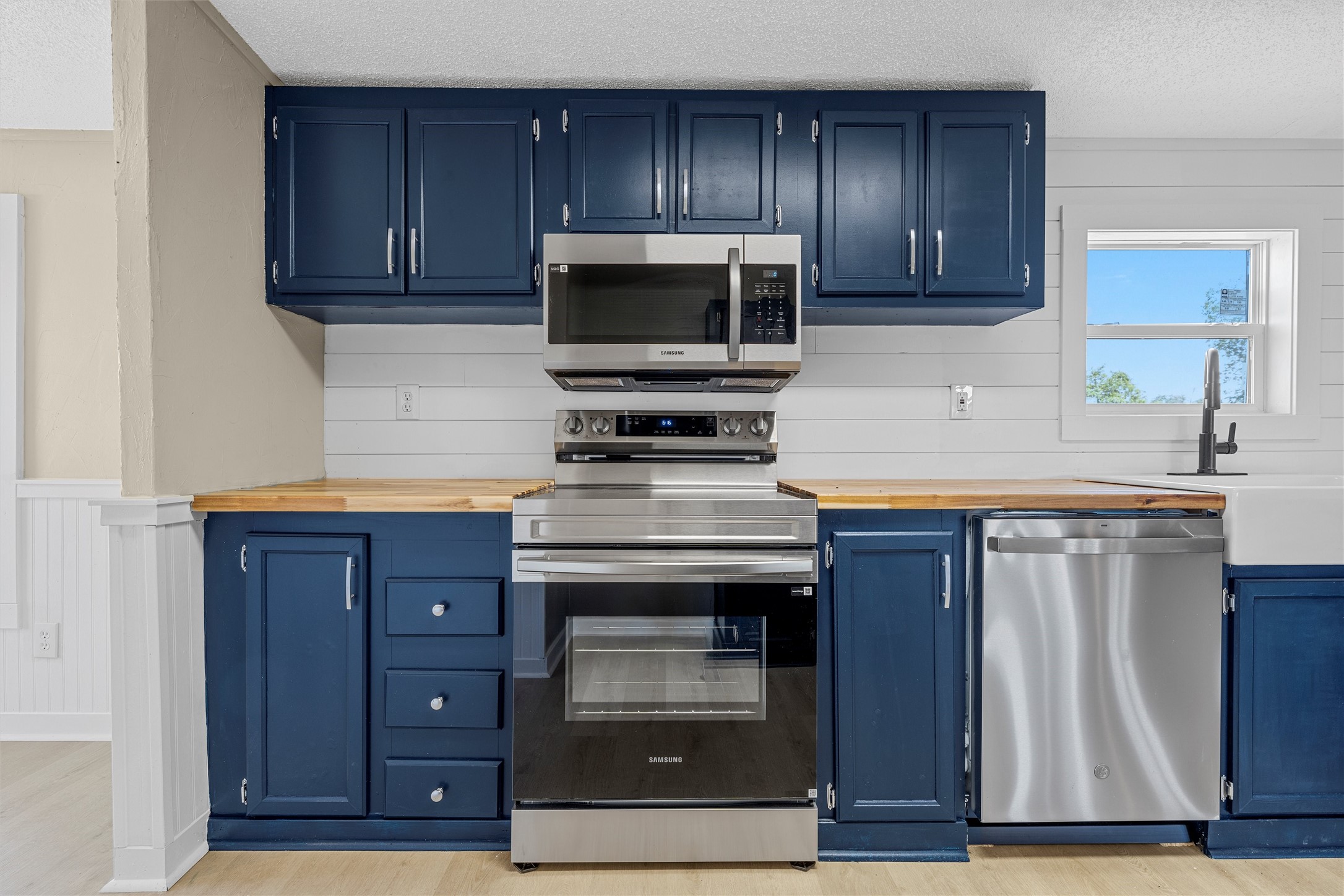 214 Bluebonnet Ridge