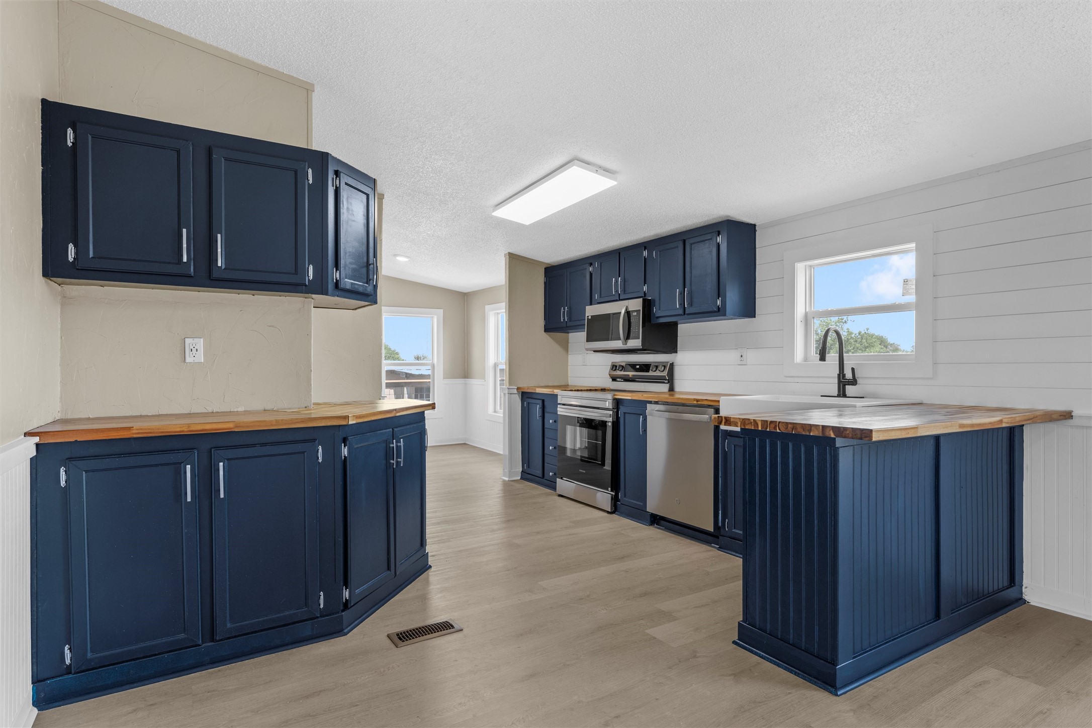 214 Bluebonnet Ridge