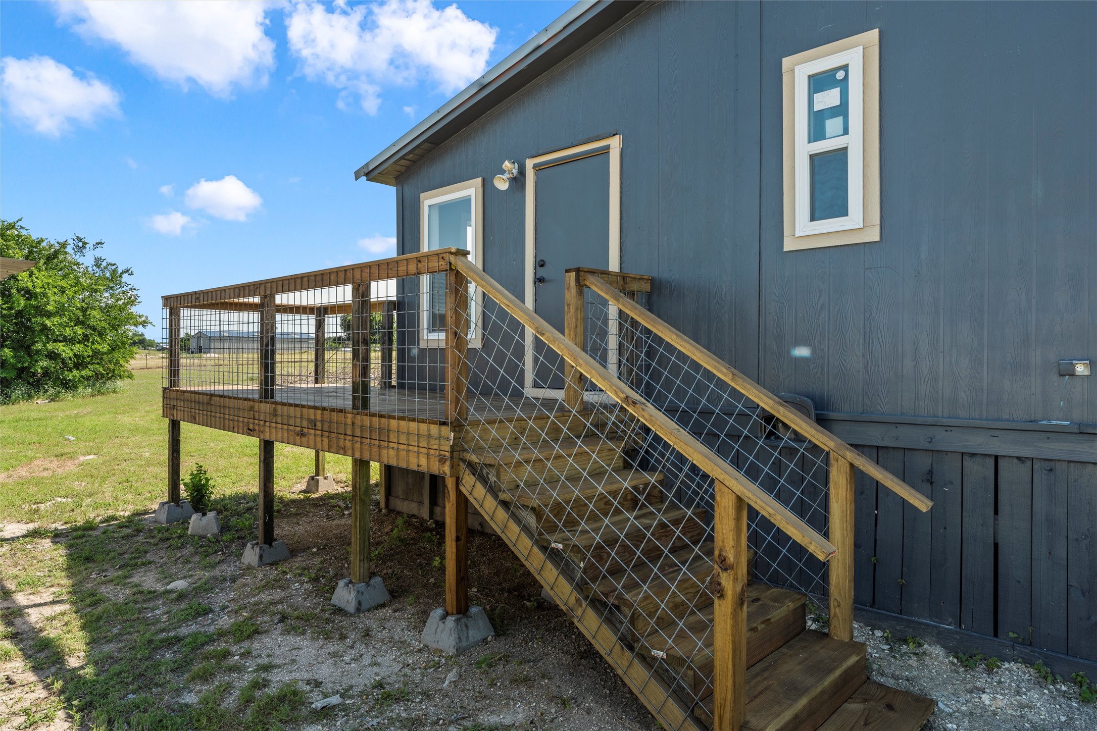 214 Bluebonnet Ridge