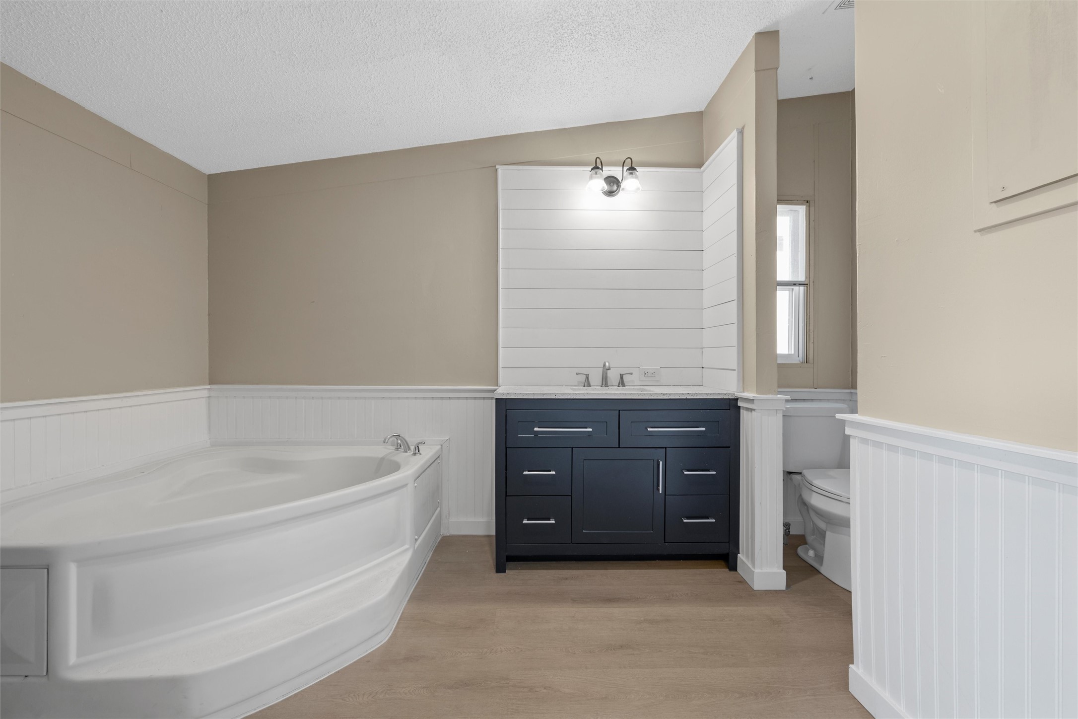 214 Bluebonnet Ridge