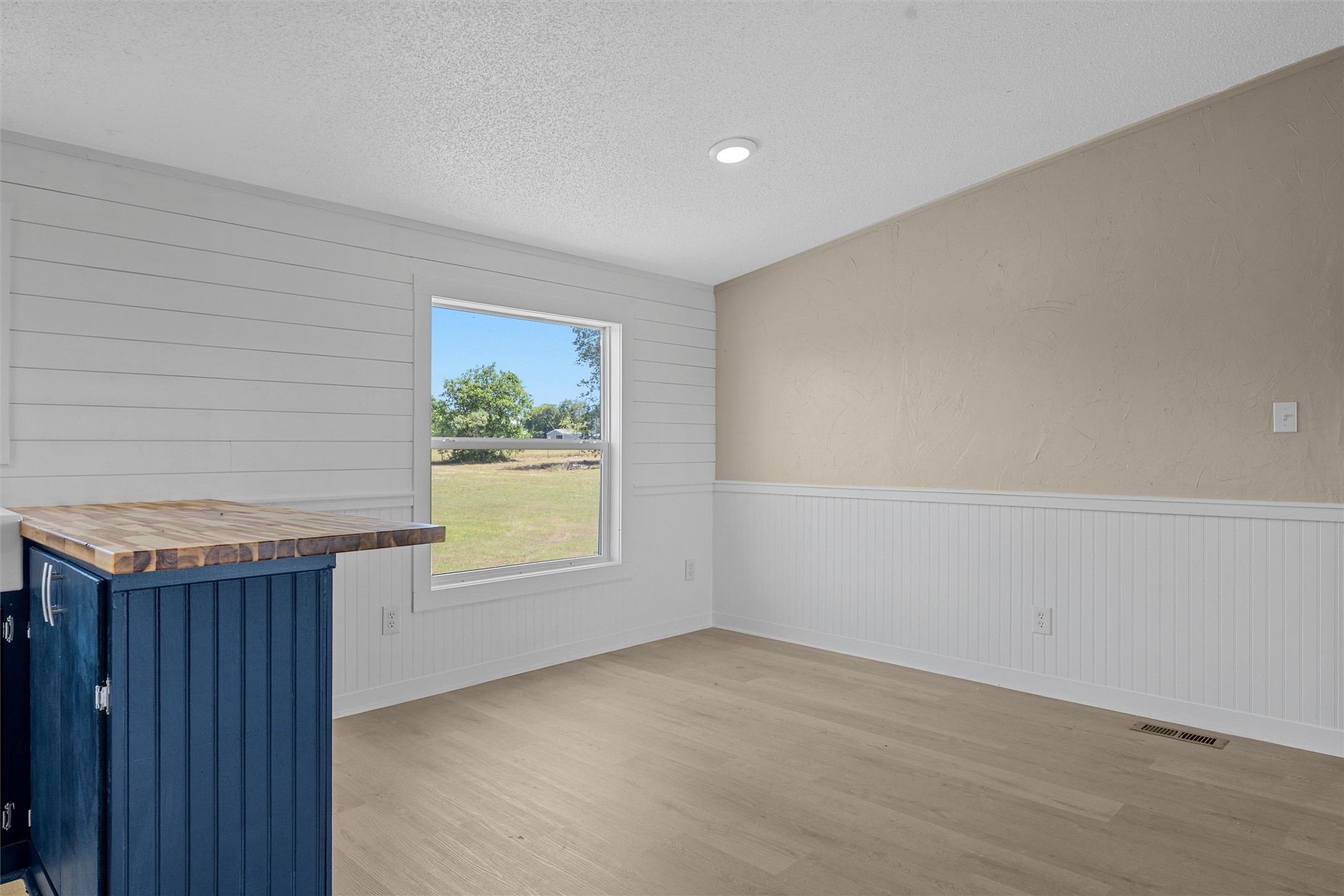 214 Bluebonnet Ridge