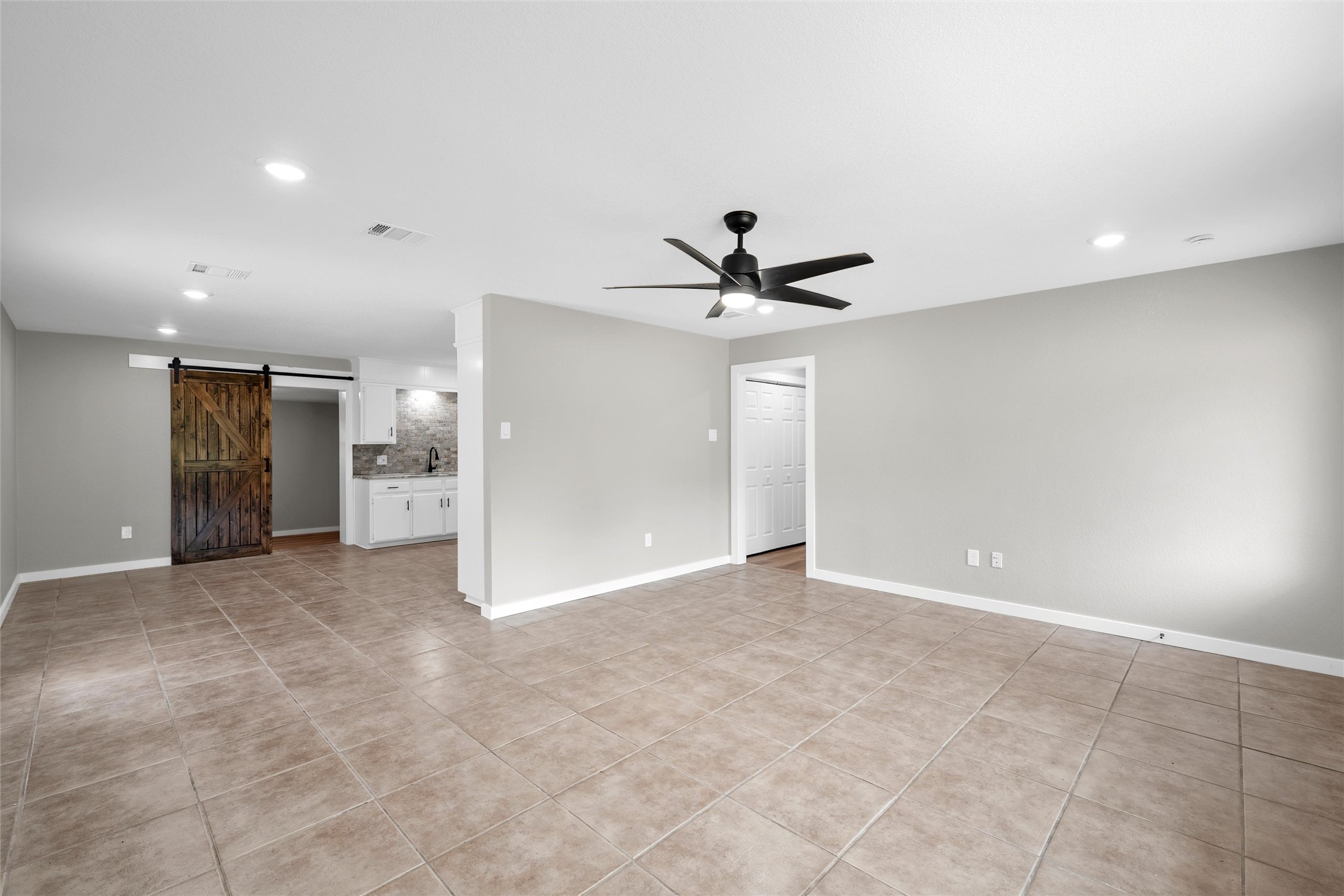 139 Cresthill Circle