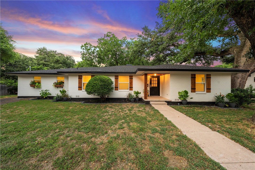 2317 Wooded Acres Drive