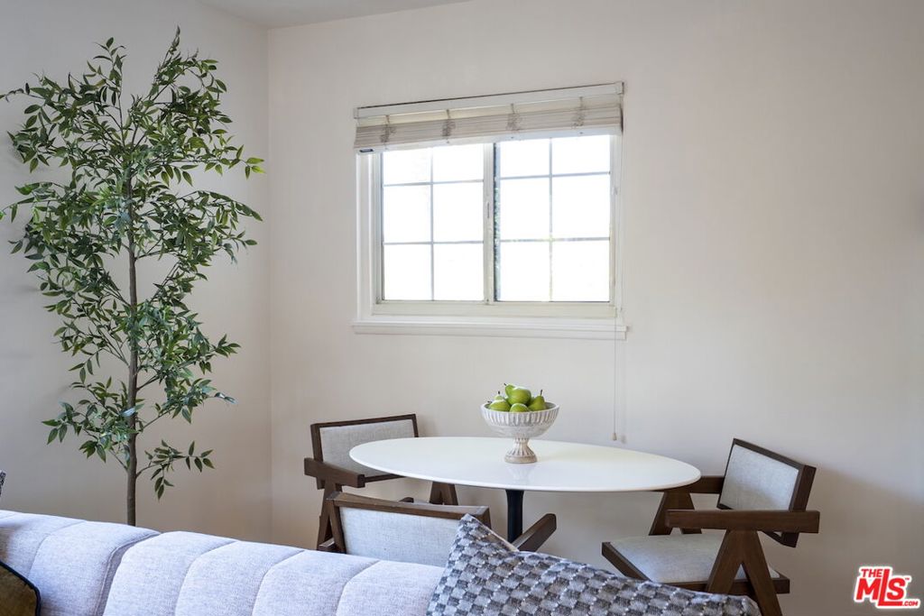 2969 - 2971 London Street