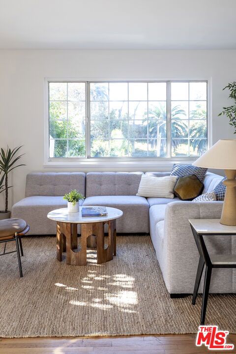 2969 - 2971 London Street