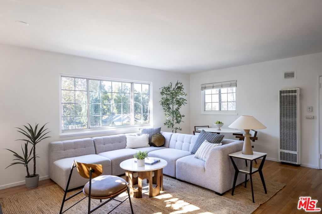 2969 - 2971 London Street