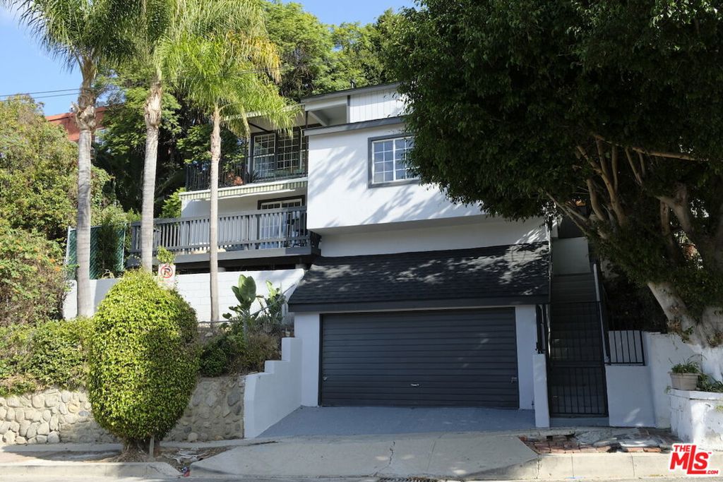 2969 - 2971 London Street