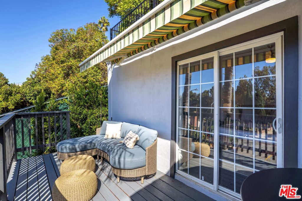 2969 - 2971 London Street