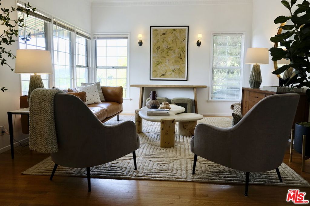 2969 - 2971 London Street