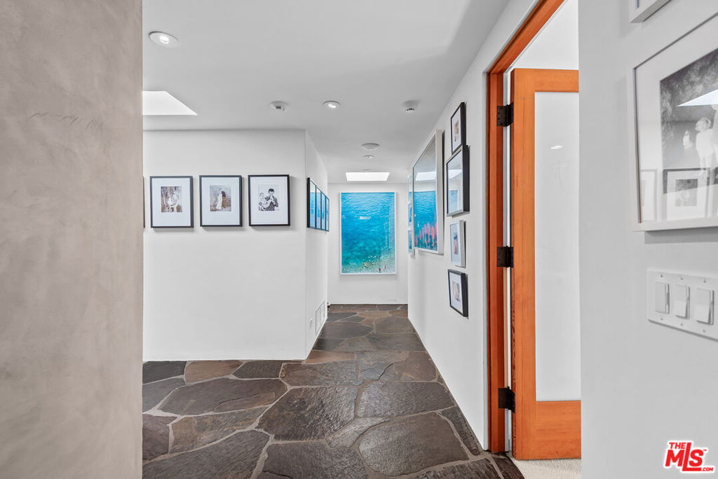 4305 Clear Valley Drive