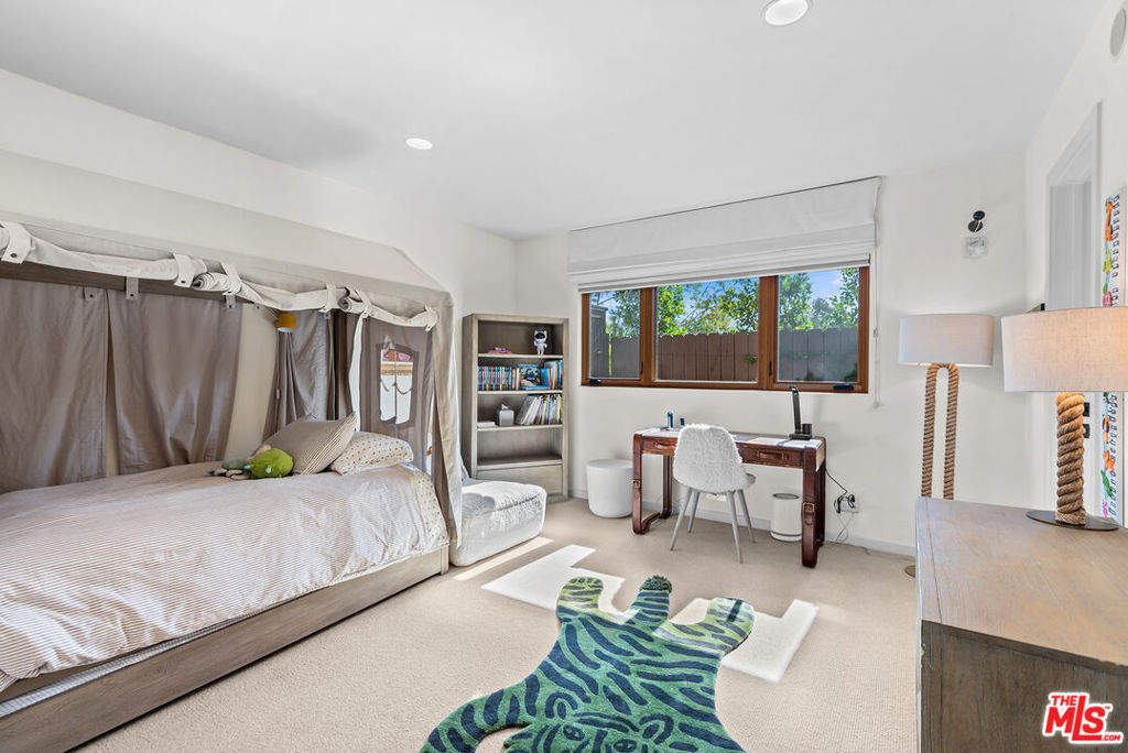 4305 Clear Valley Drive