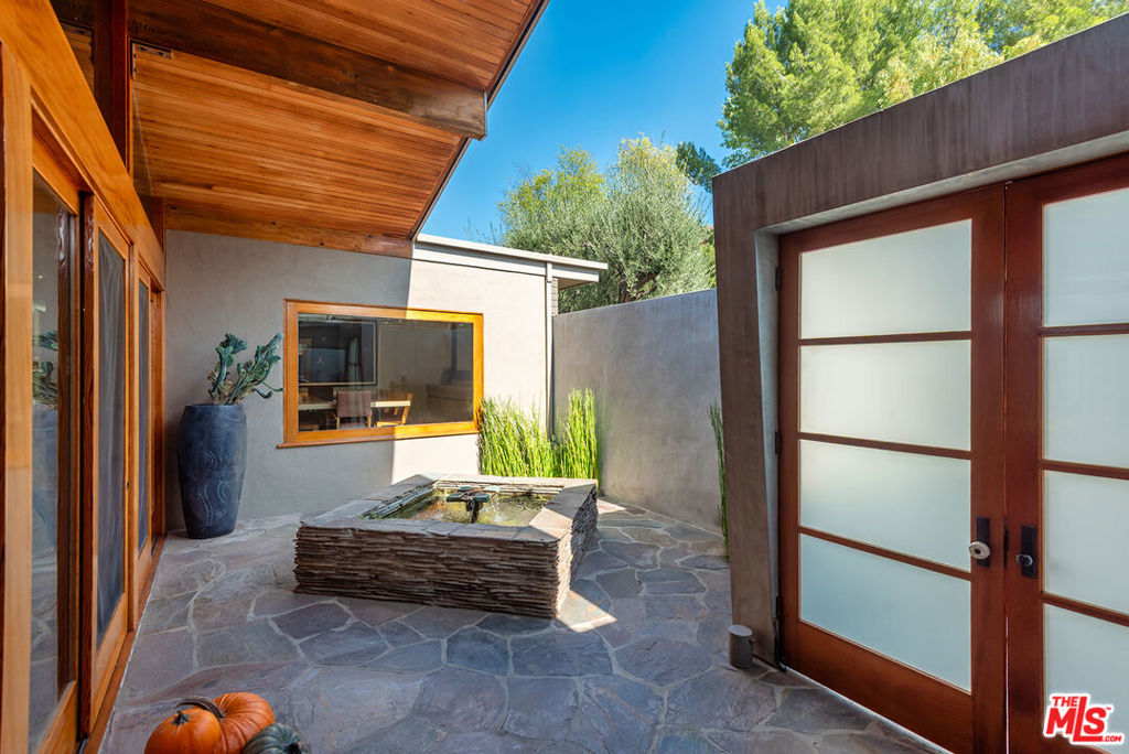 4305 Clear Valley Drive