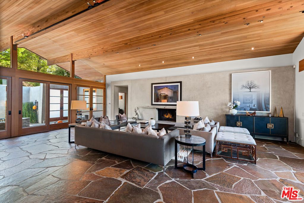 4305 Clear Valley Drive