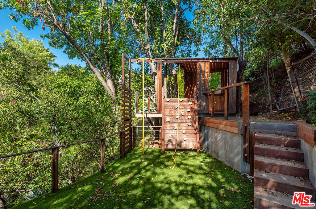 4305 Clear Valley Drive