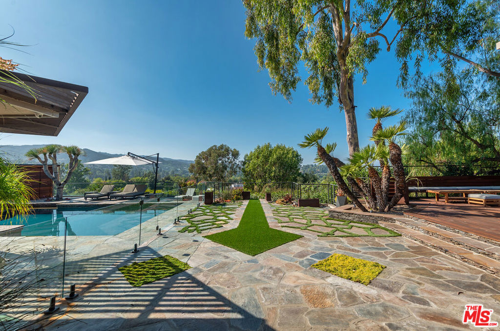 4305 Clear Valley Drive