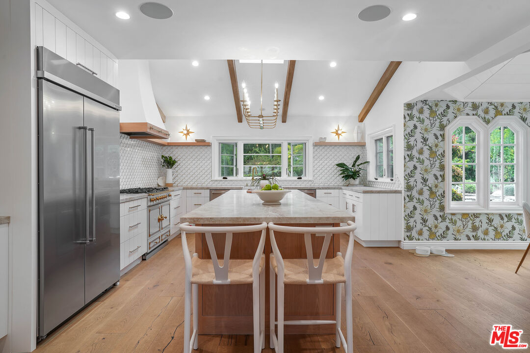 4621 Balboa Ave