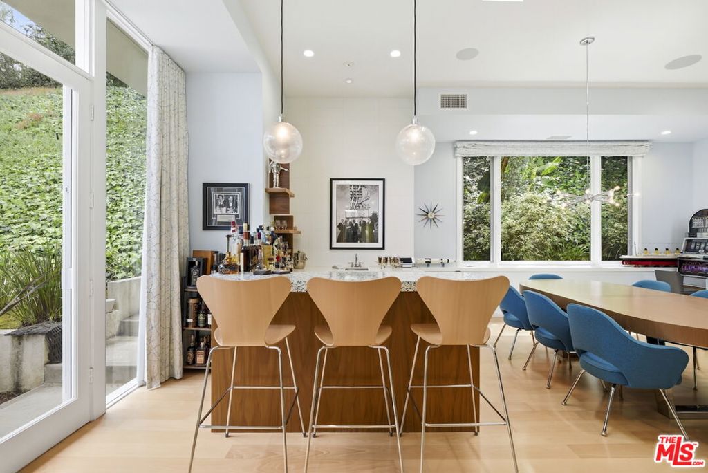 4101 Clear Valley Drive