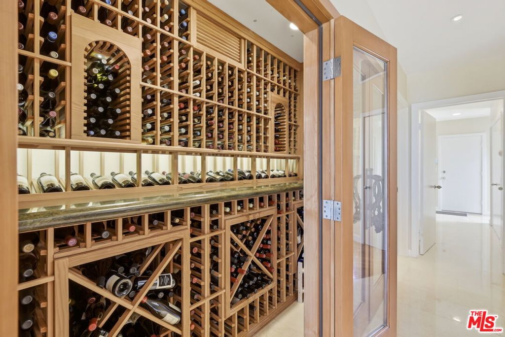 4101 Clear Valley Drive