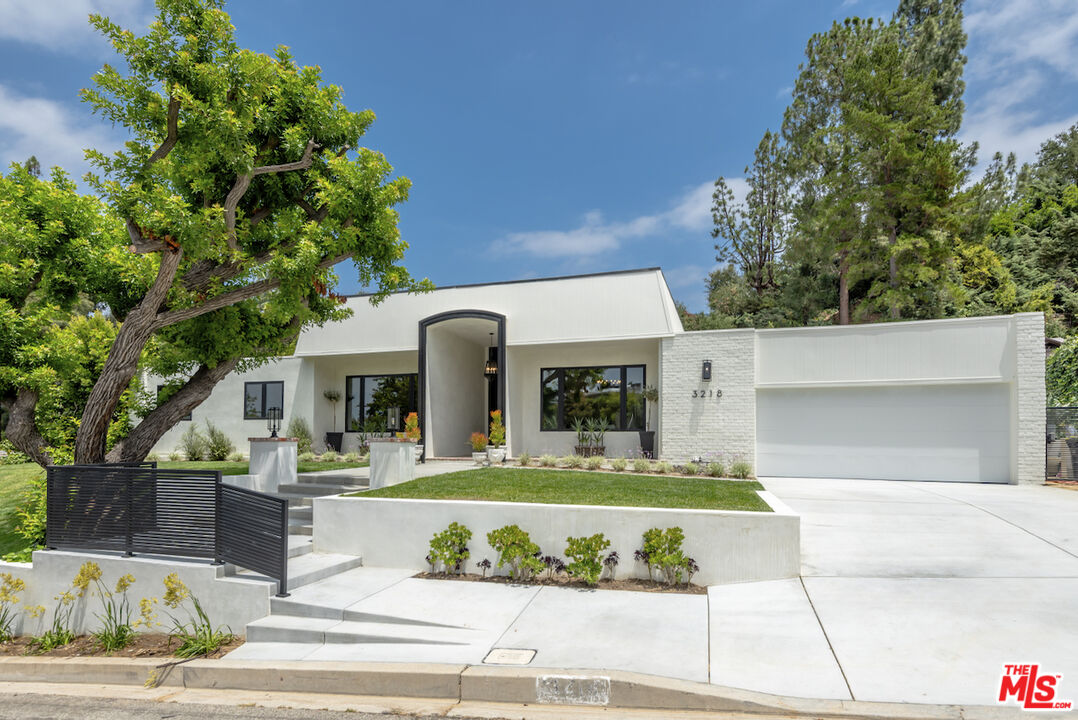 3218 Fond Dr