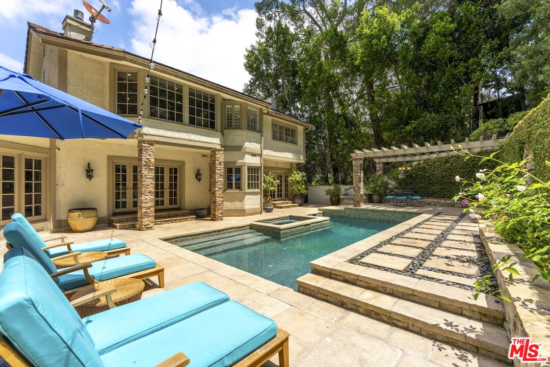 15938 Valley Vista Blvd