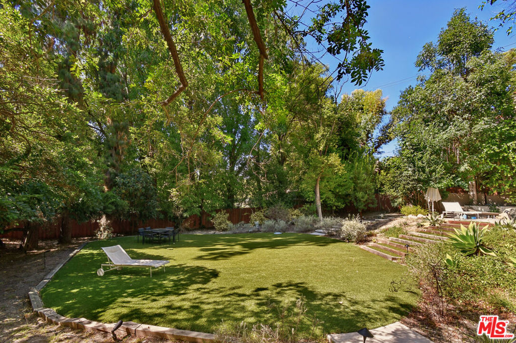 17269 Oak View Drive