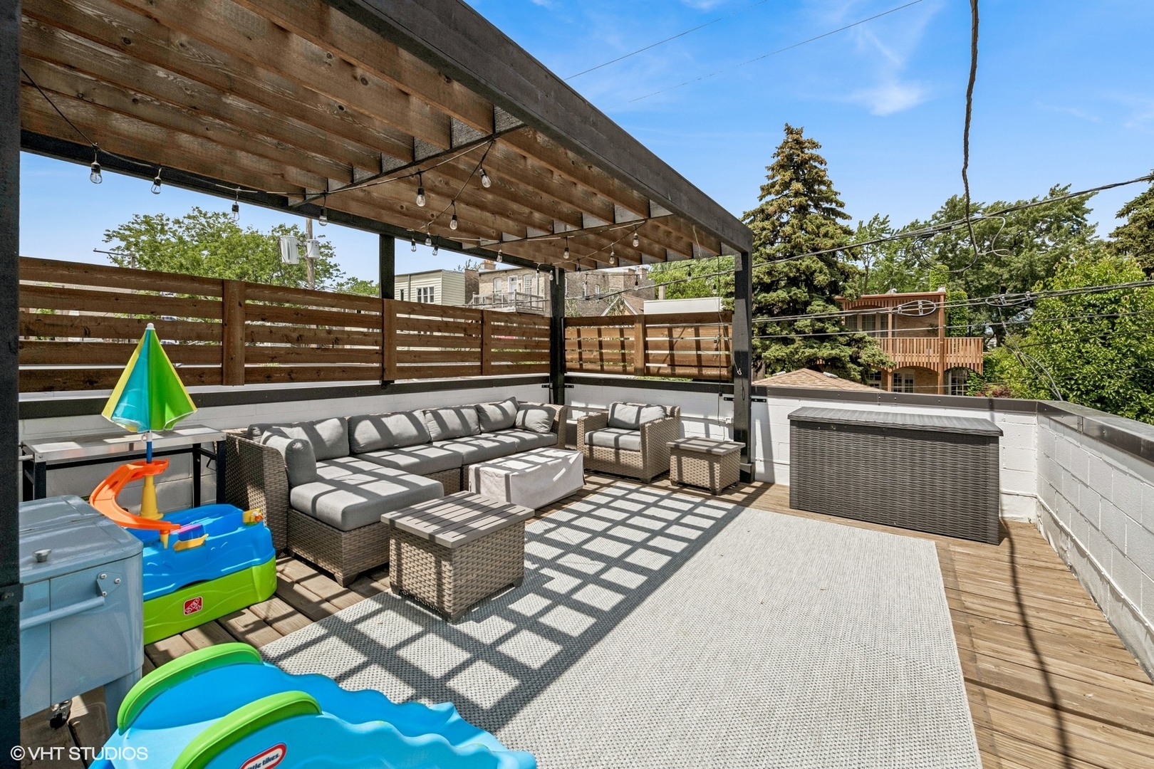 2020 W Iowa Street Unit: 1E