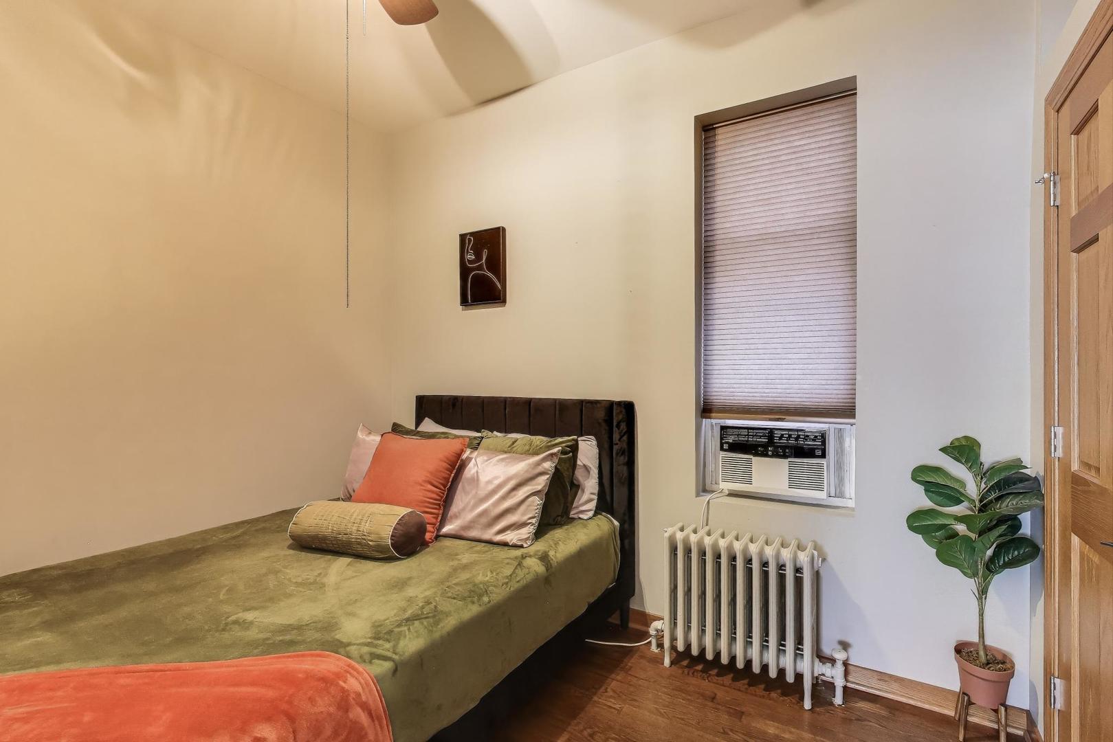 2720 W Polk Street Unit: 1