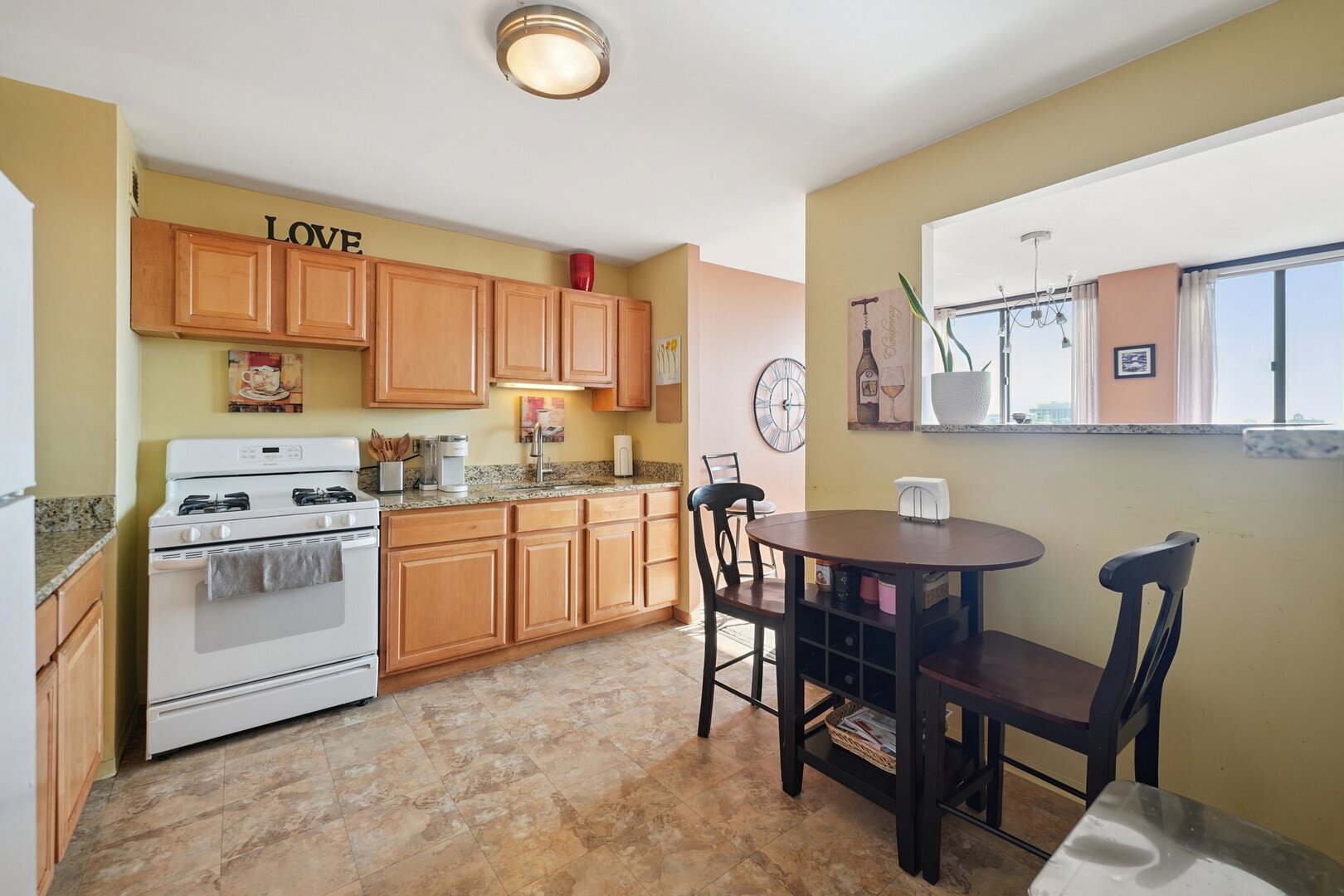 4800 S Lake Park Avenue Unit: 1612