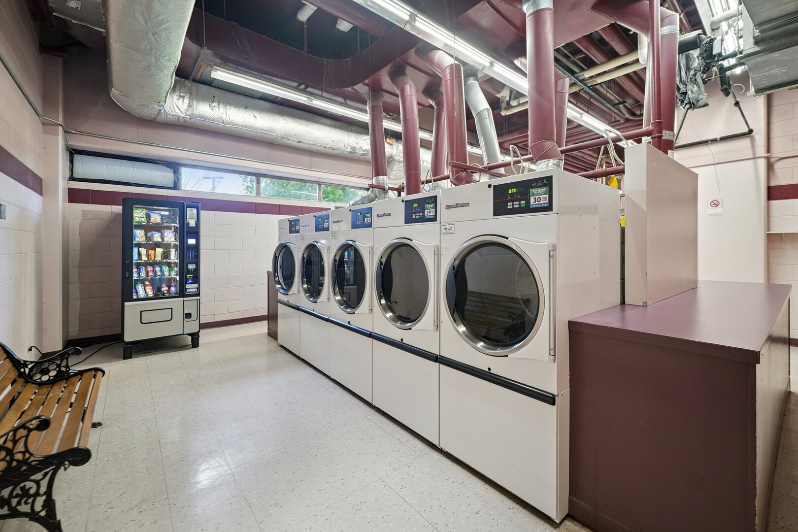 4800 S Lake Park Avenue Unit: 1612