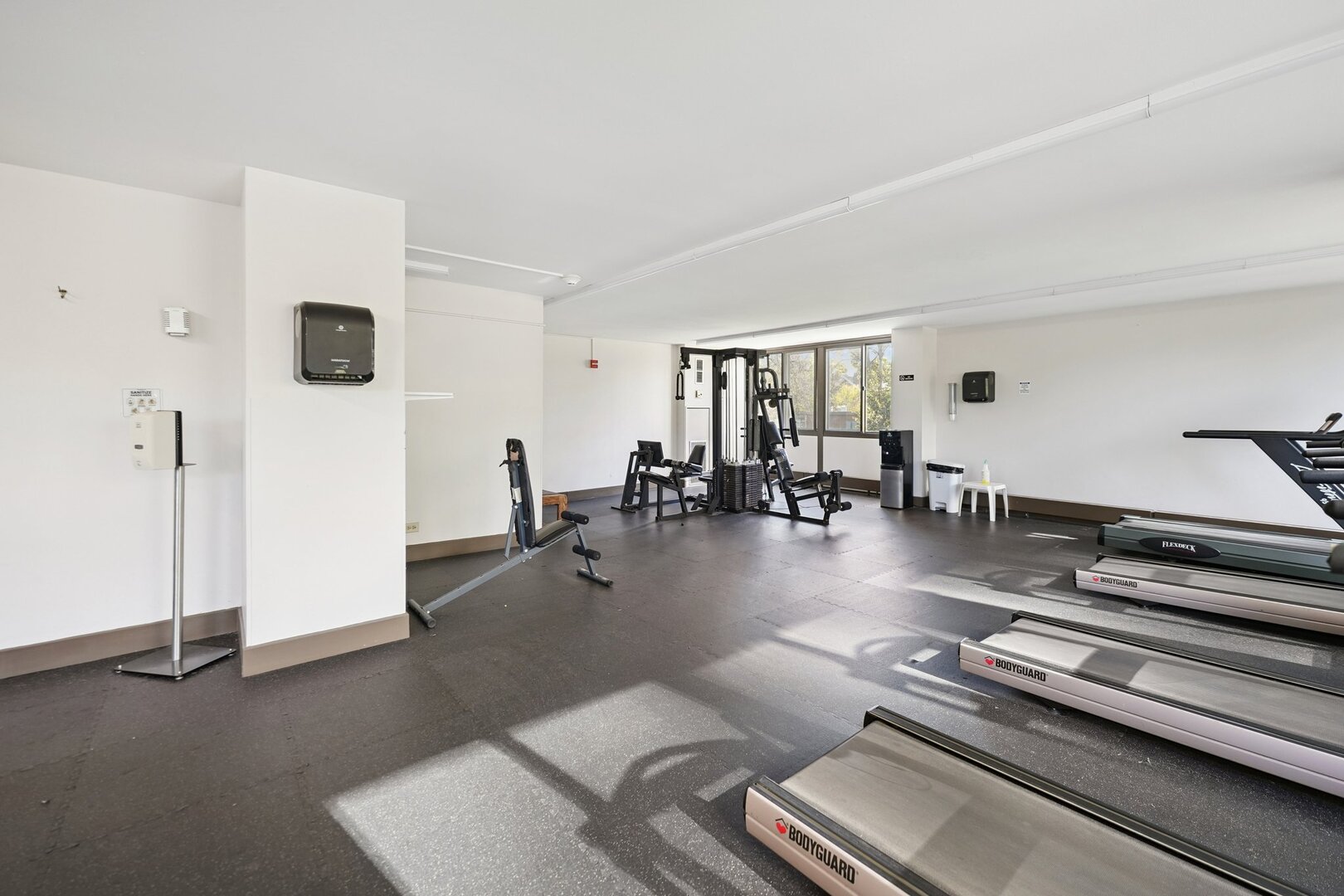 4800 S Lake Park Avenue Unit: 1612