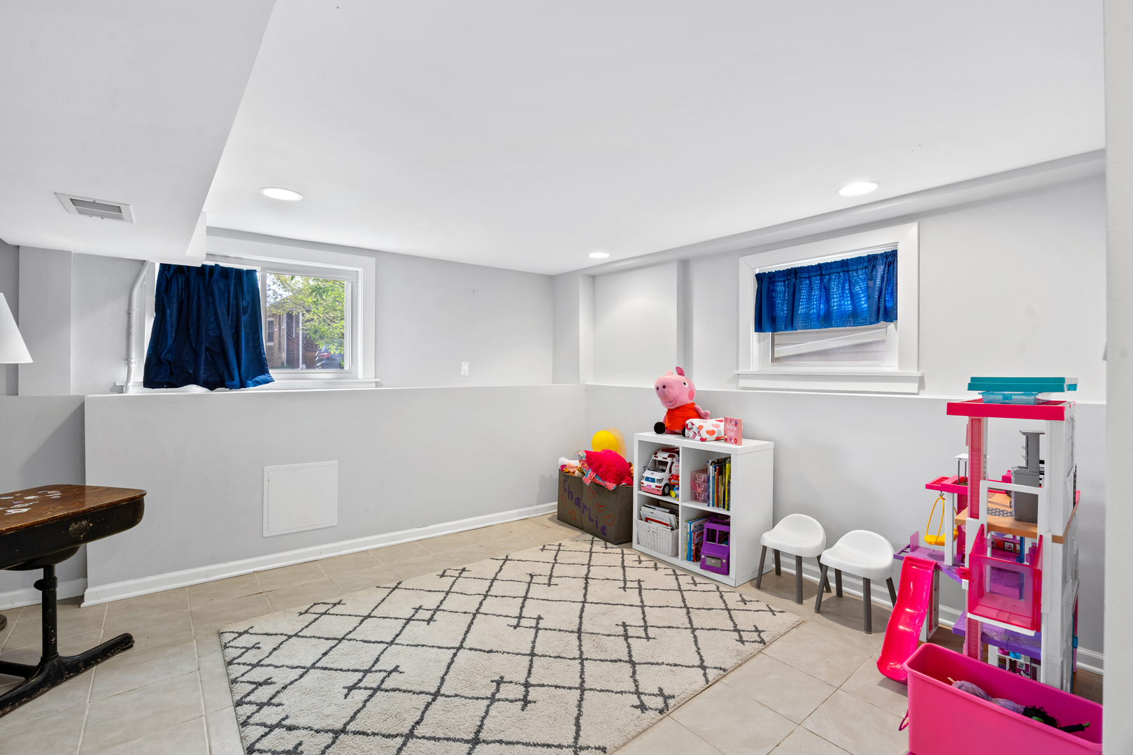 5212 W Berenice Avenue