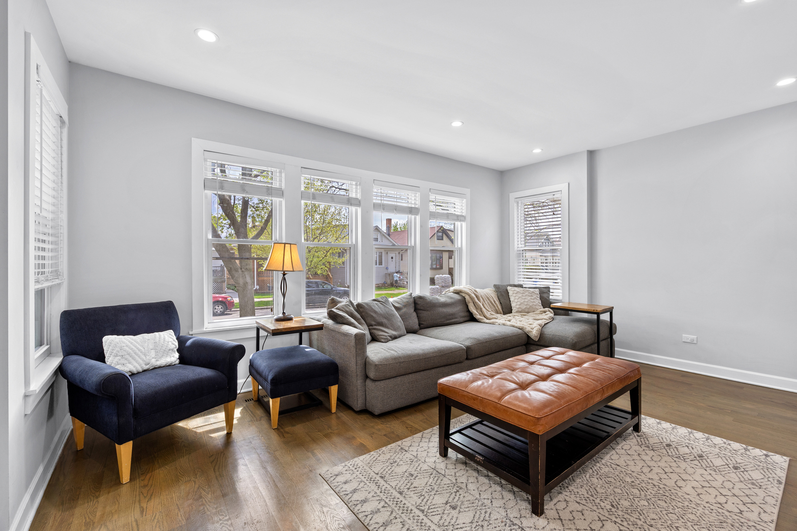 5212 W Berenice Avenue