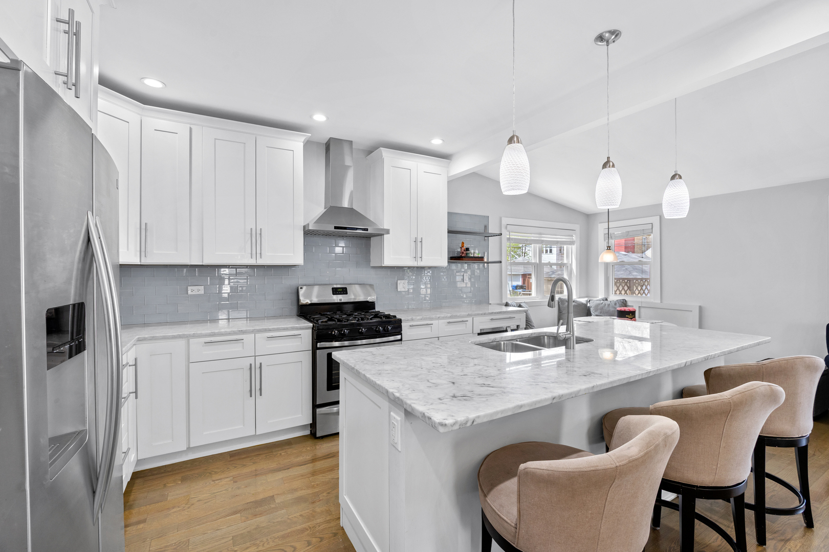 5212 W Berenice Avenue