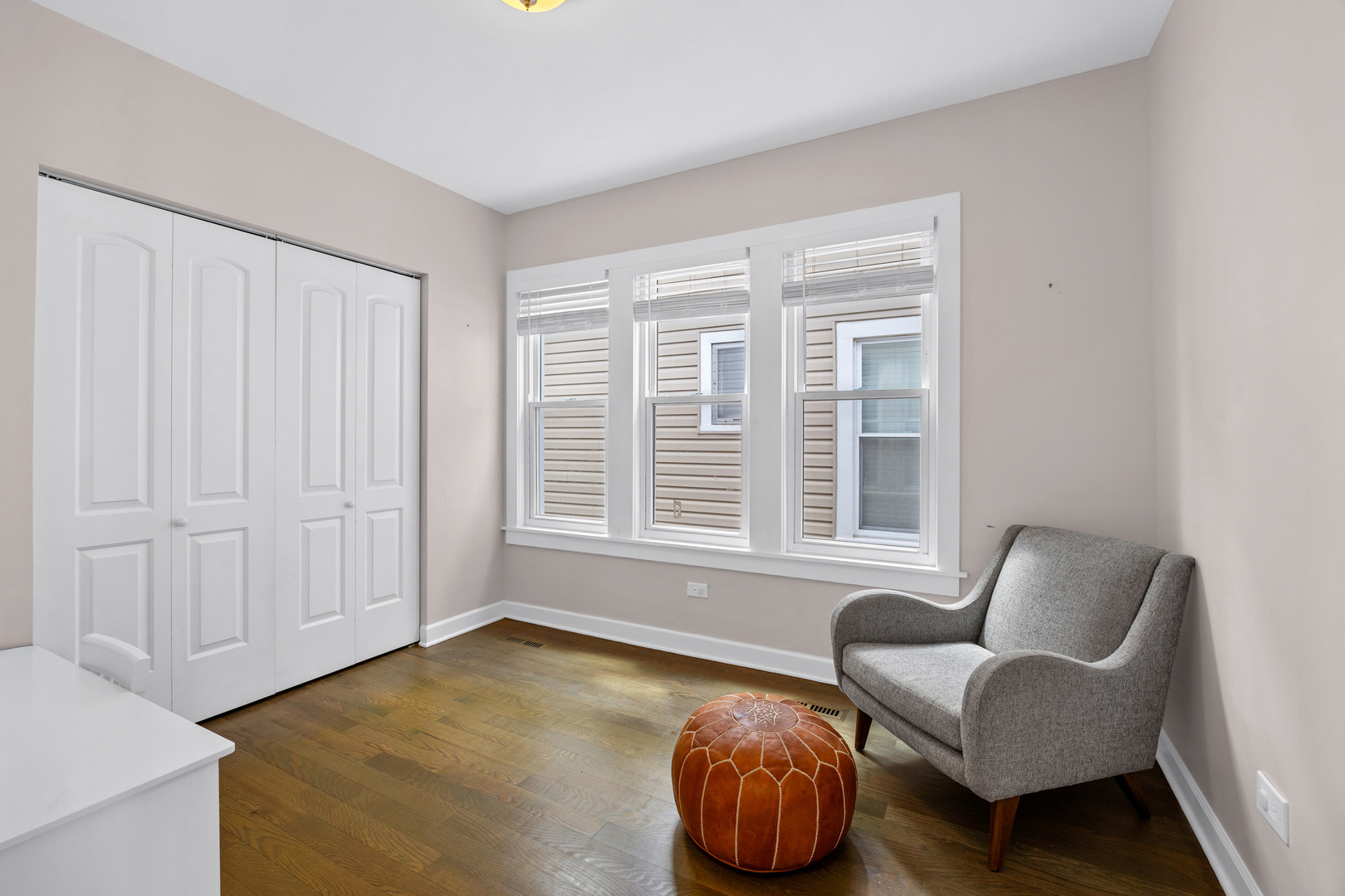 5212 W Berenice Avenue