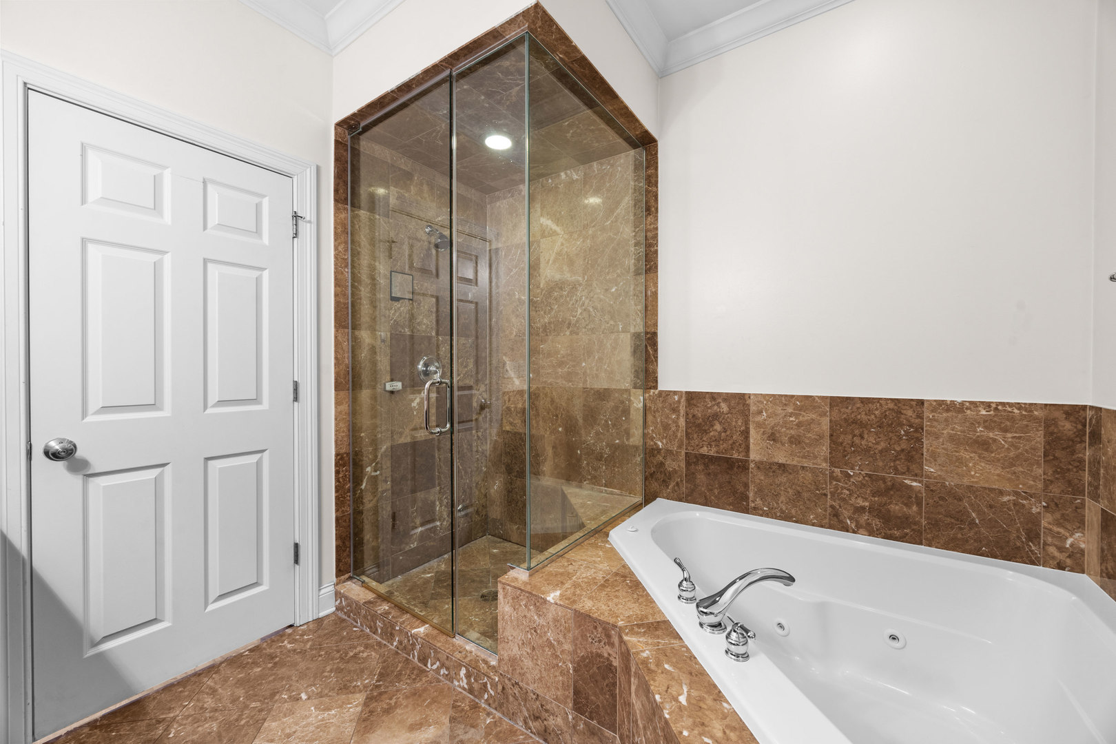 1122 W Hubbard Street Unit: 4E