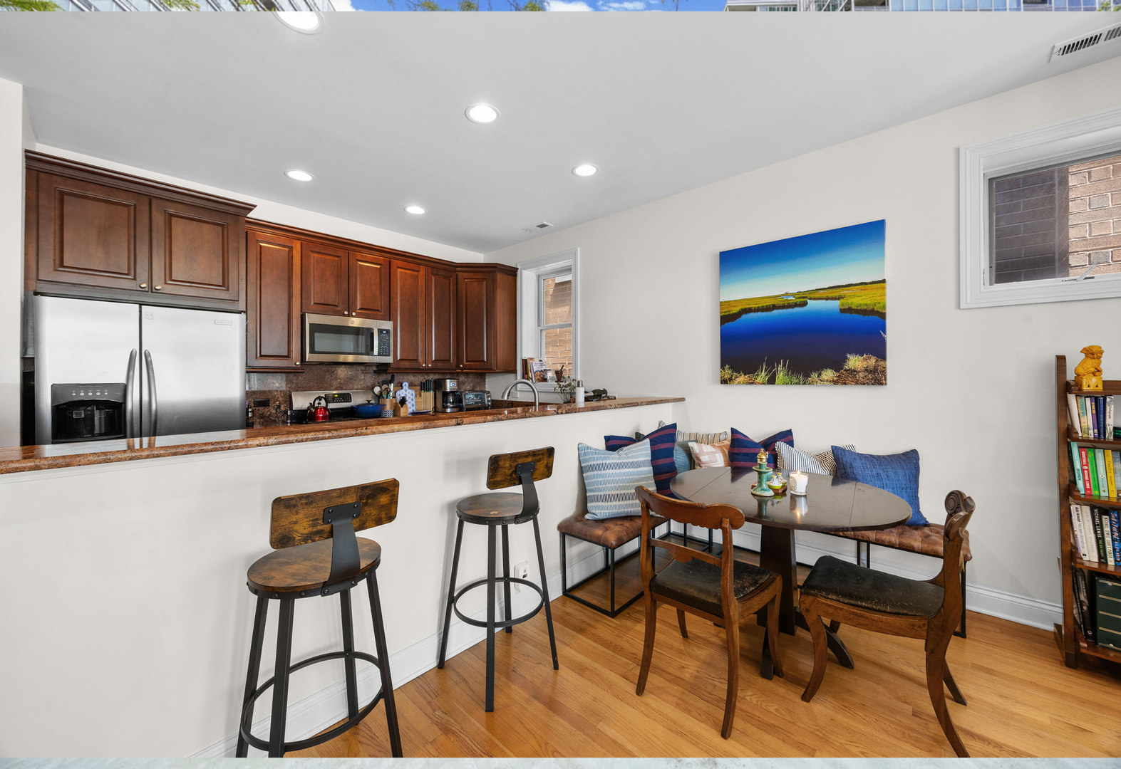 1122 W Hubbard Street Unit: 4E