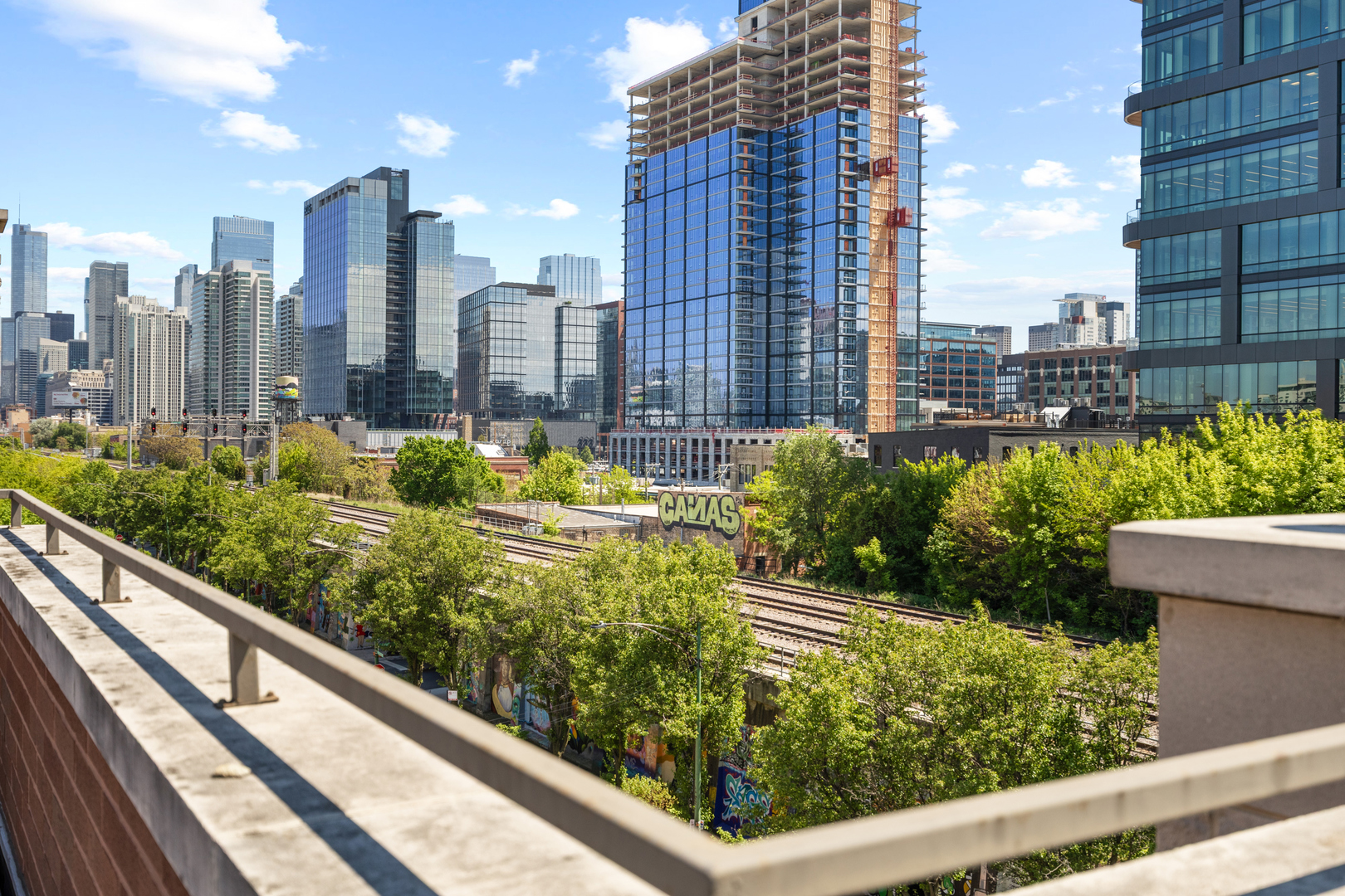1122 W Hubbard Street Unit: 4E