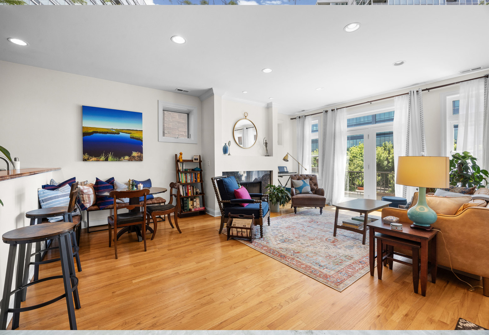 1122 W Hubbard Street Unit: 4E